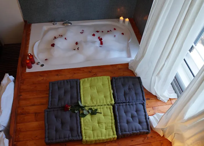 Jacuzzi Rooms